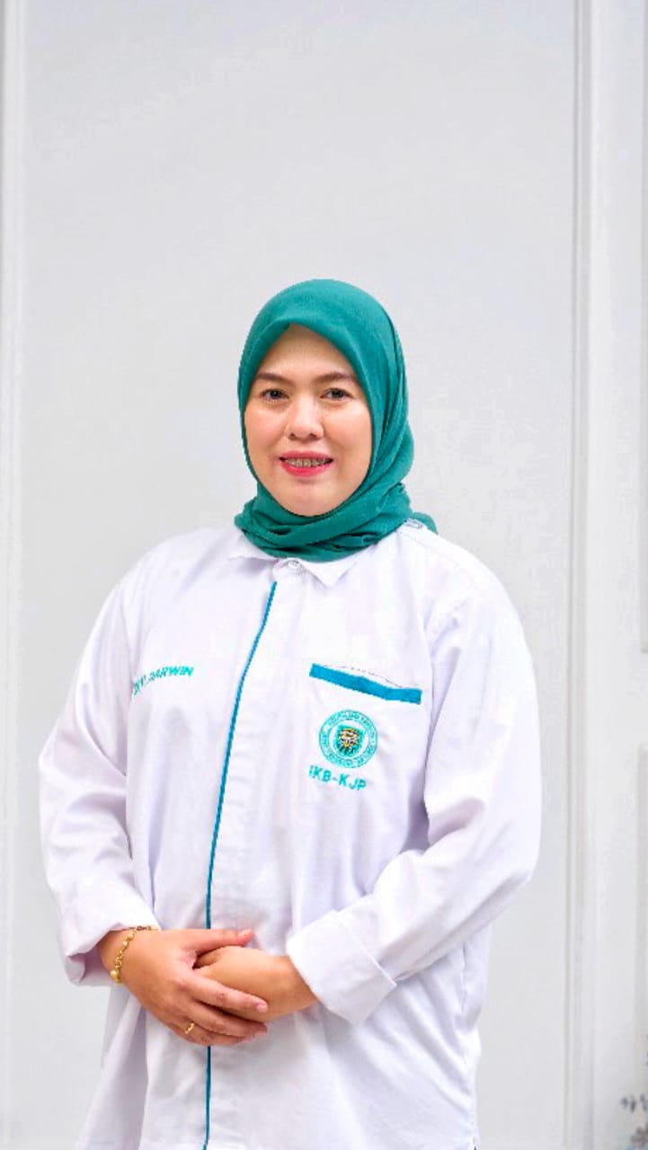 Devi Darwin, S.ST.,M.Keb.