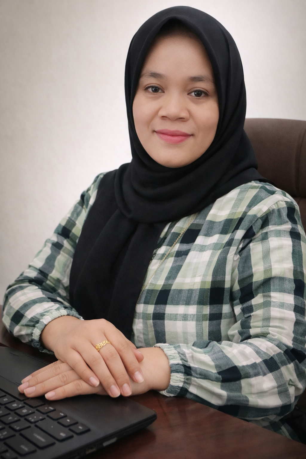 Dr. Ismuntania, S.Kep.,M.Kep.