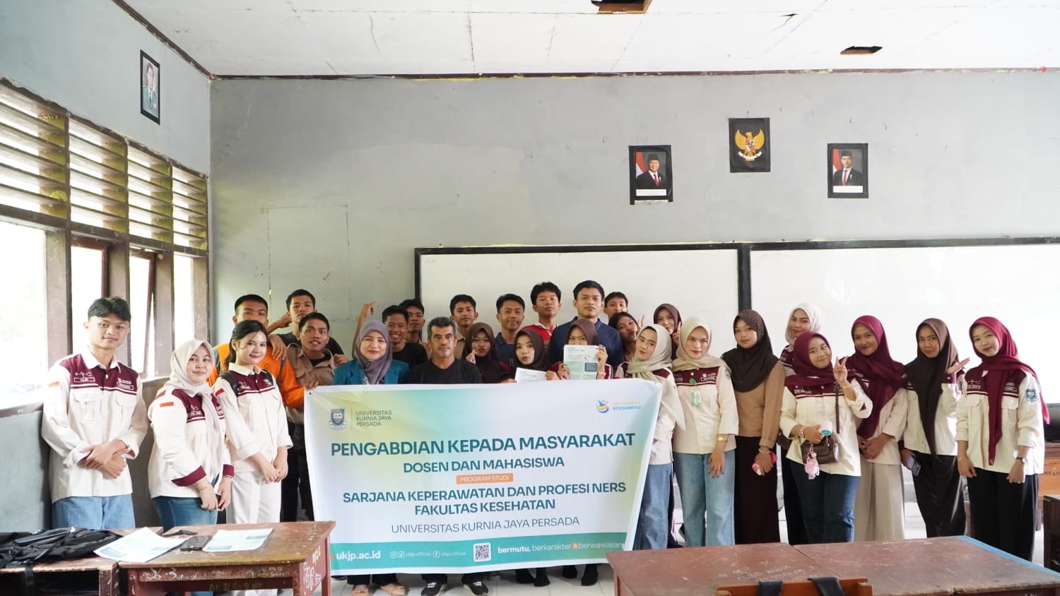 Cegah Hipertensi Sejak Dini, Dosen Keperawatan UKJP Hadir di SMAN 5 Palopo